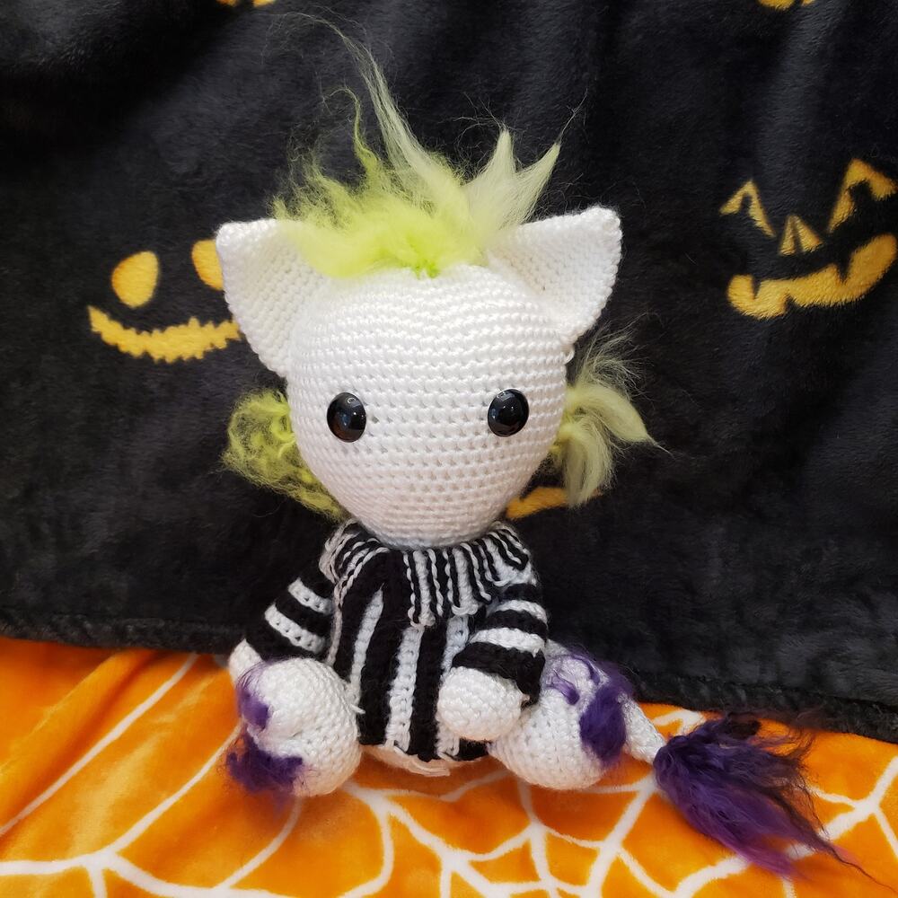 Beetlejuice Cat Amigurumi Stuffed Toy